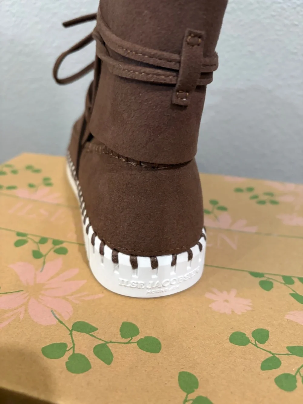 New ILSE JACOBSEN Ankle Boots Brown Booties Lined Lace Up Size 40, US 9.5-10
